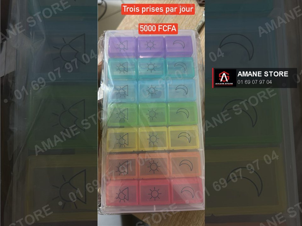Pilulier coloré 21 cases, matin, midi et soir pour 7 jours