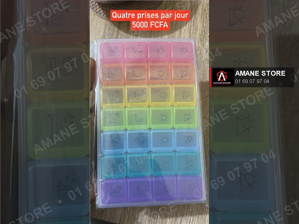 Pilulier coloré 28 cases, quatre prises par jour pour 7 jours