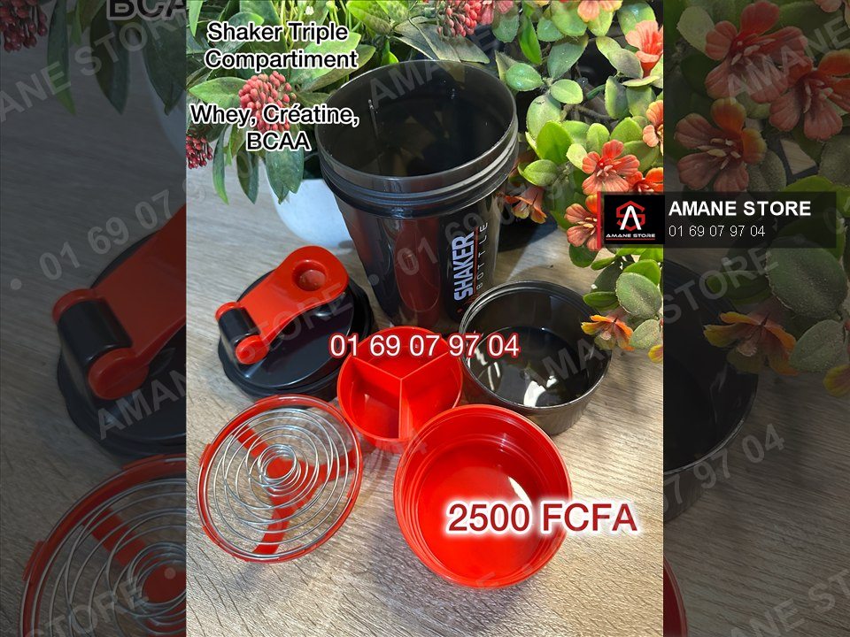 Shaker noir et rouge avec ressort mélangeur, boîte à poudre et compartiment à 3 cases